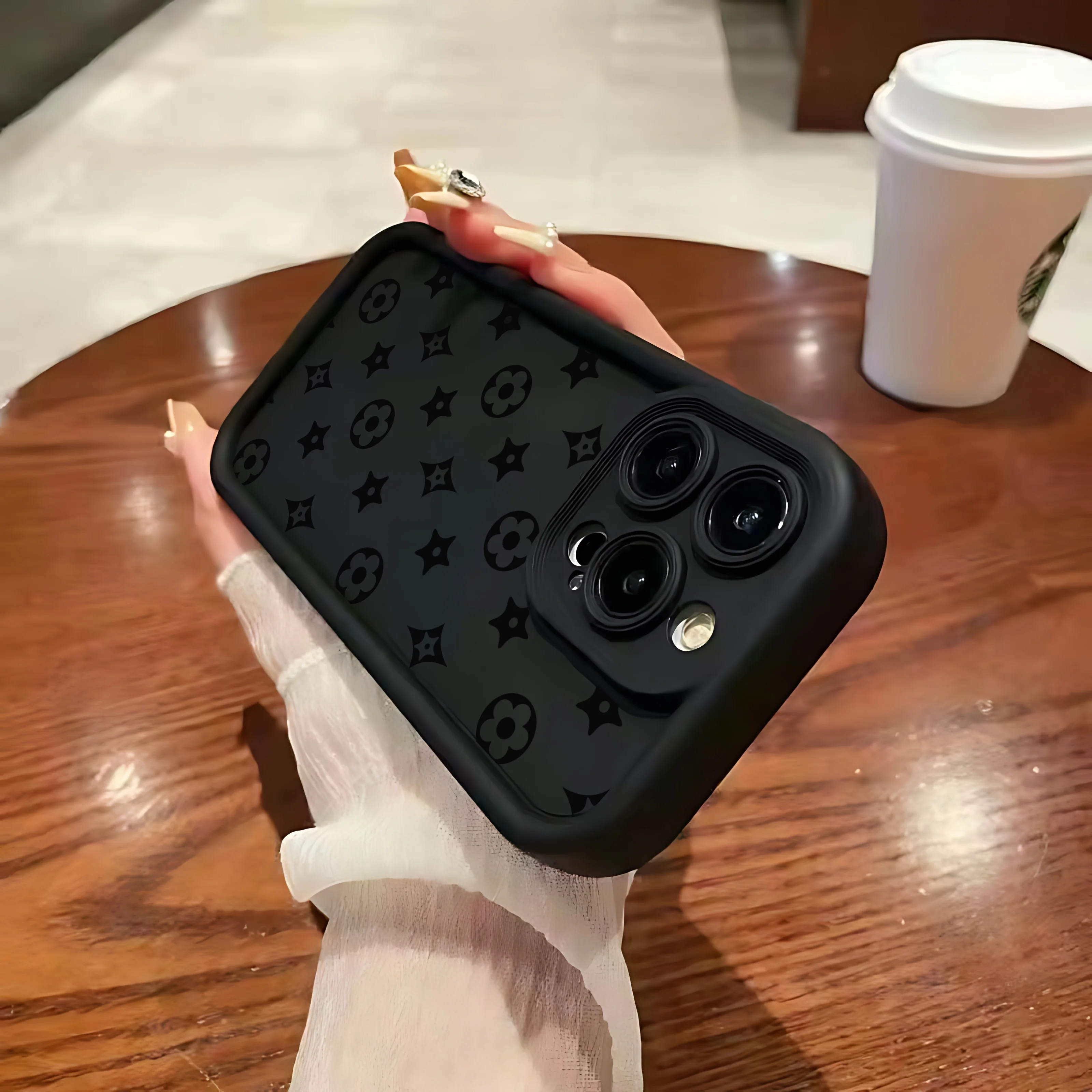 Custodia Per IPhone 15 Pieghevole Cartoon Astronaut Stand Phone - Foto 11