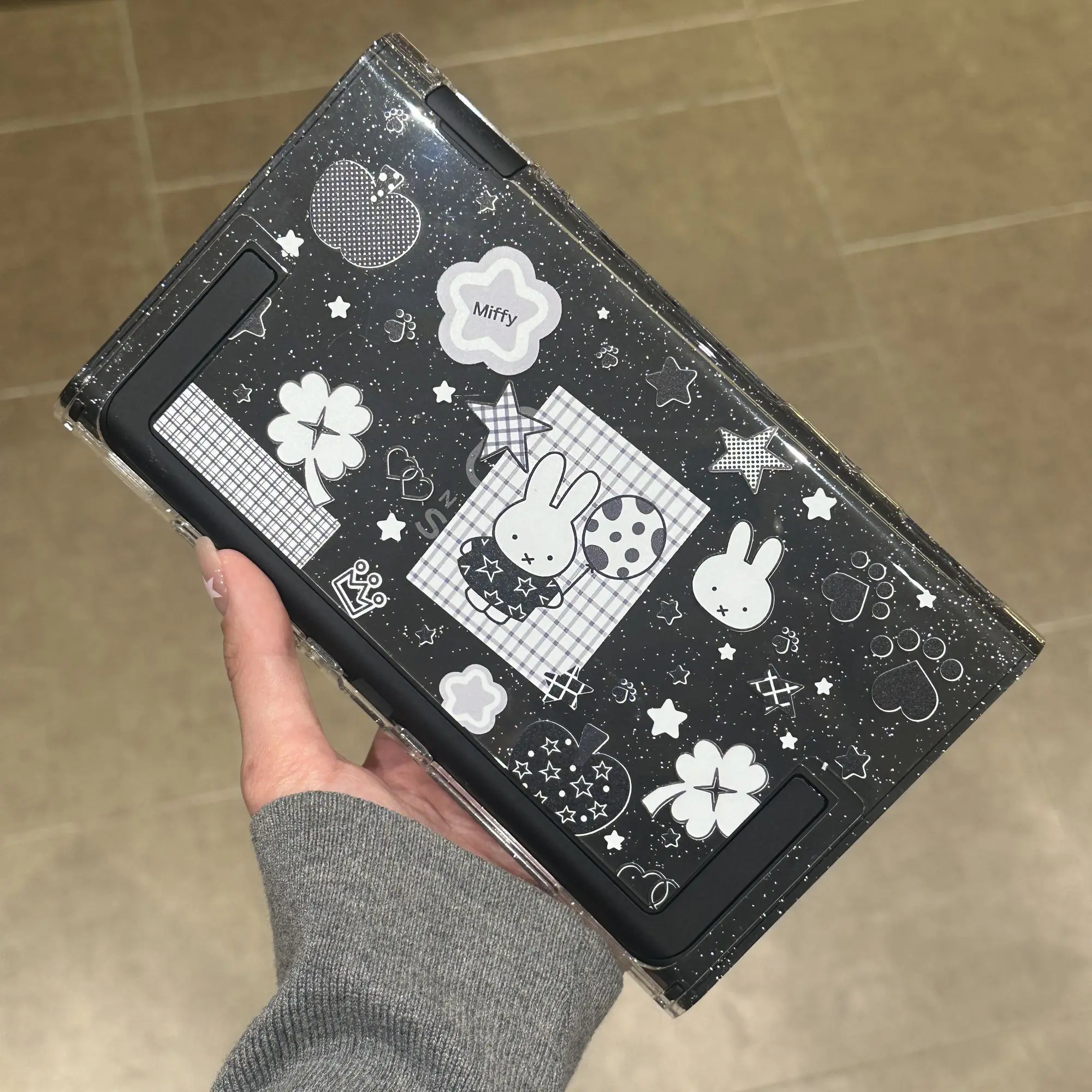 Фото Защитный чехол Glitter Miffy Split для Switch 2 OLED NS, жесткий корпус, мягкая накладка на Joy-Con, милый аксессуар для игровой консоли, мультяшный дизайн, 2026 №5
