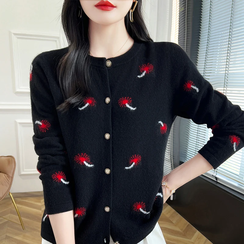 Кардиган женский осенне-зимний трикотажный с круглым вырезом и длинными