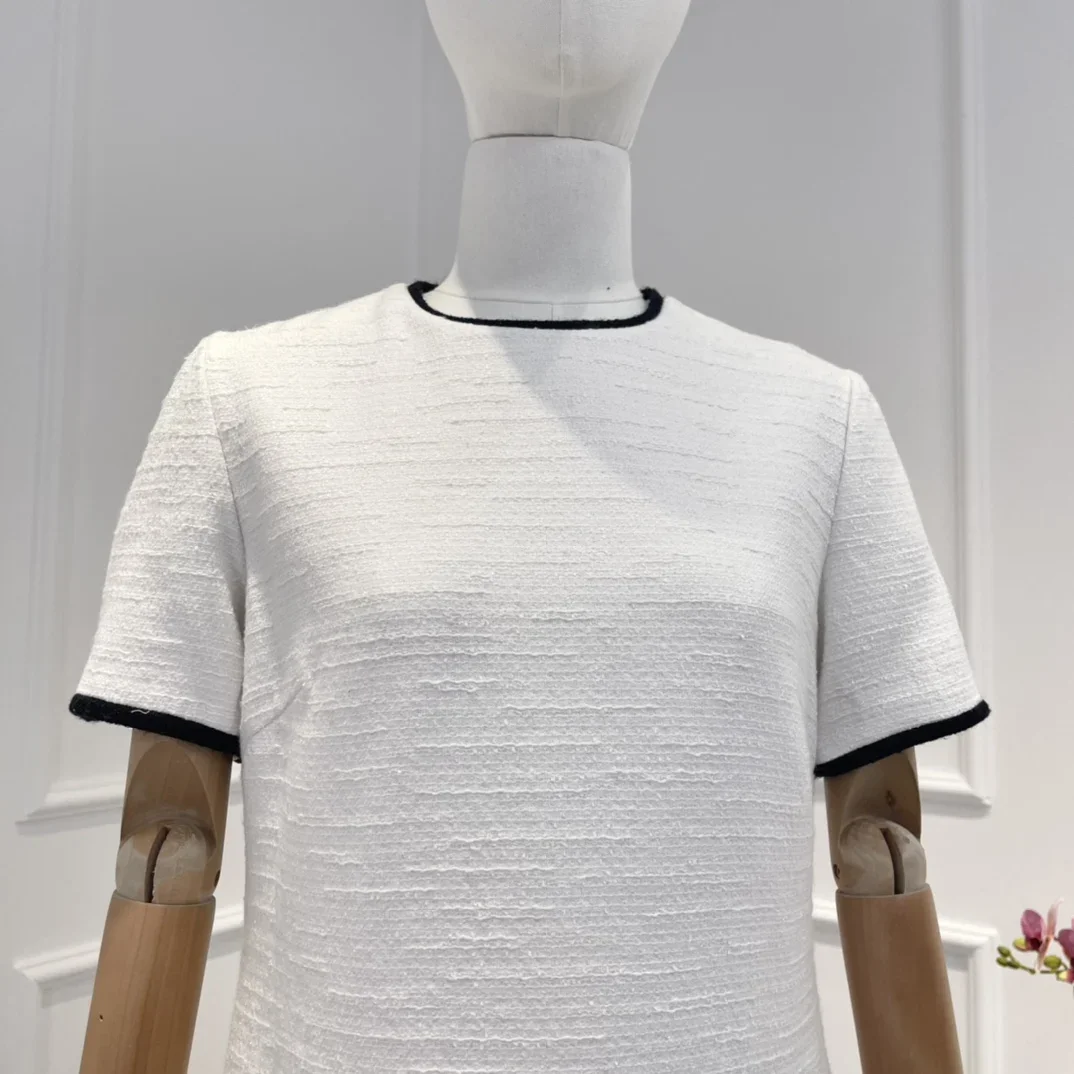 Рисунок 3 - Женское твидовое мини-платье