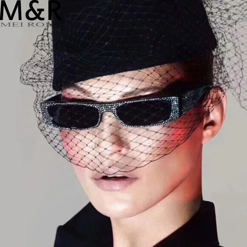 

Новинка 2022, маленькие квадратные солнцезащитные очки для рыбалки, женские ретро солнцезащитные очки с имитацией бриллиантов, модные солнце...