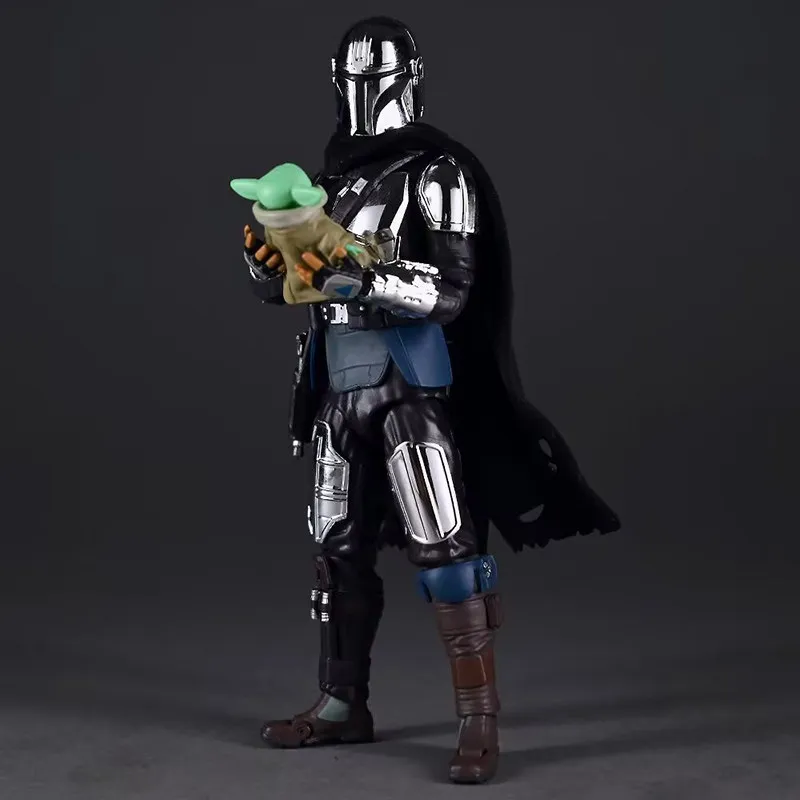 Фото В наличии: Коллекционная подвижная фигурка MAFEX 256 Star Wars The Mandalorian 2.0 Electroplated Version Djinjaran – модель, игрушка, подарок №3