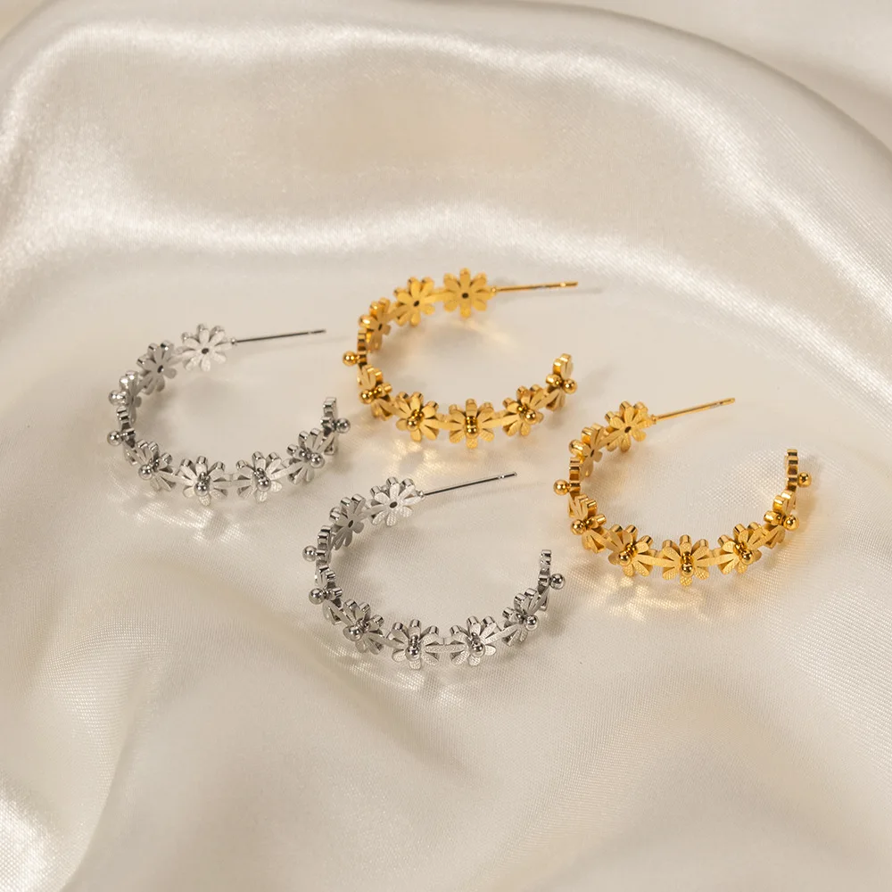 

European and American Ins High-Grade Versatile New Titanium 18K Stainless Steel Earrings Jewelry Wholesale