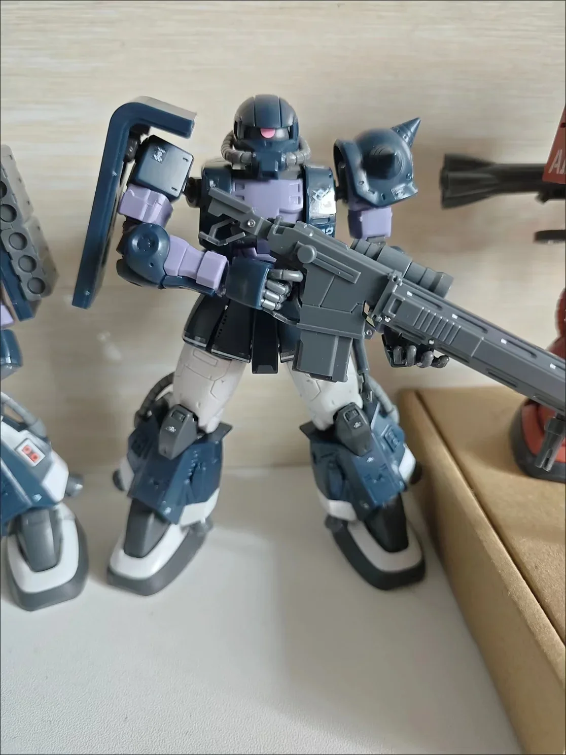 1/144 HG Origin Zakue II High Mobility Type Zeon Black Tri-Starars (Gaia/Mash) Комплект сборки модели Коллекционная