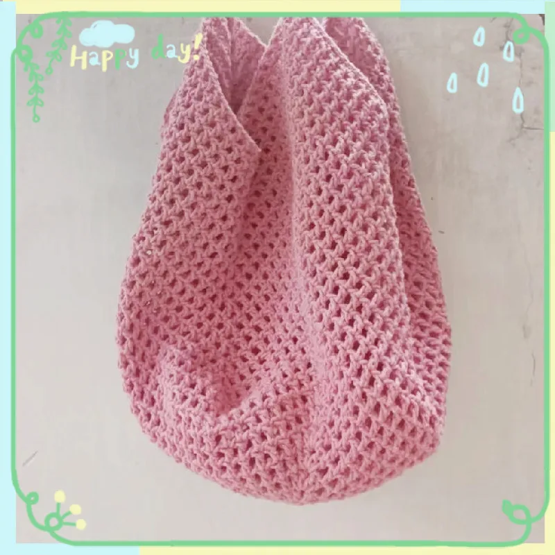 Handmade crochet hollowed out summer women's shoulder bag crossbody bag, lightweight shopping bag, simple and fashionable