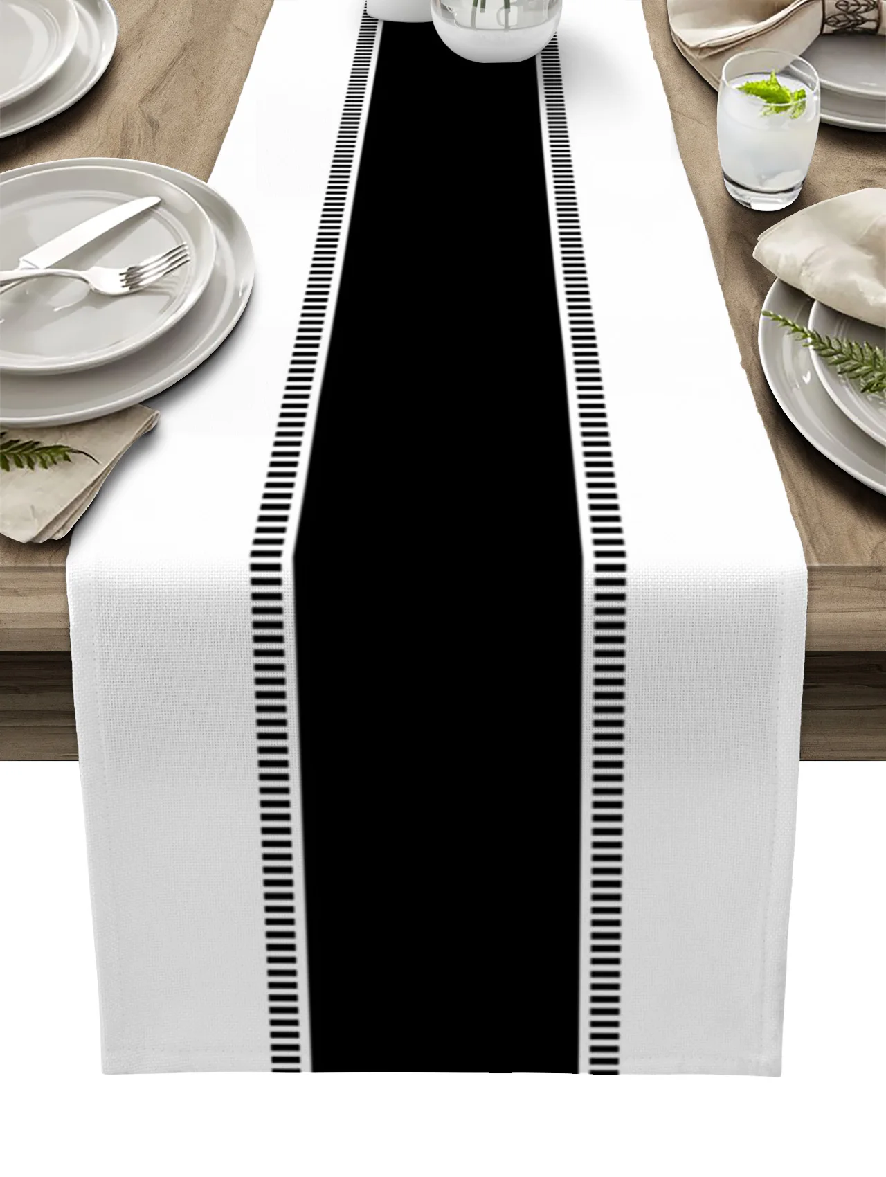 

Black Stripes White Solid Color Texture Table Runner Home Wedding Banquet Festival Party Hotel Table Decoration Table Cover