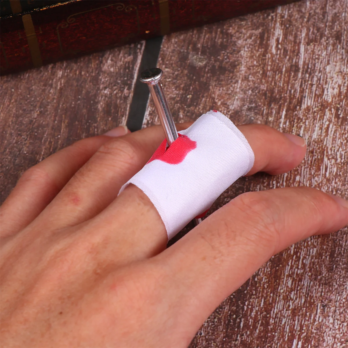 

Игрушки-розыгрыши на пальцах, искусственные забавные жуткие трюки, костюмы на Хэллоуин