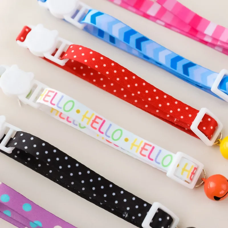 Новые красивые ошейники для кошек с фруктовым принтом и колокольчиками удобное