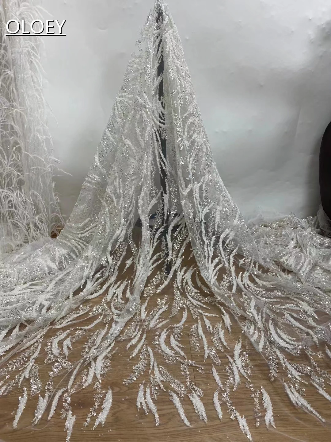 

2022 Latest Elegant African Embroidery Beads Tube Lace With Sequins Nigeria Wedding Party Dress Sewing JH5456