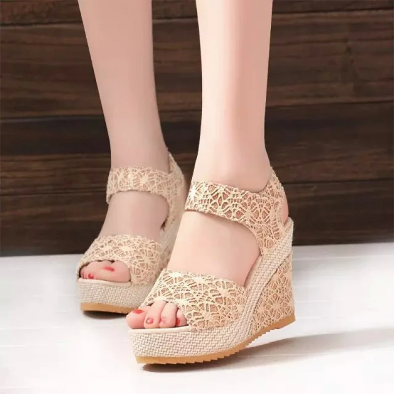 

BIKINIKEY Platform Sandals Woman Summer 2022 Fashion Straps Thick Sole Heels Women Shoes Shoe Luxury Women's