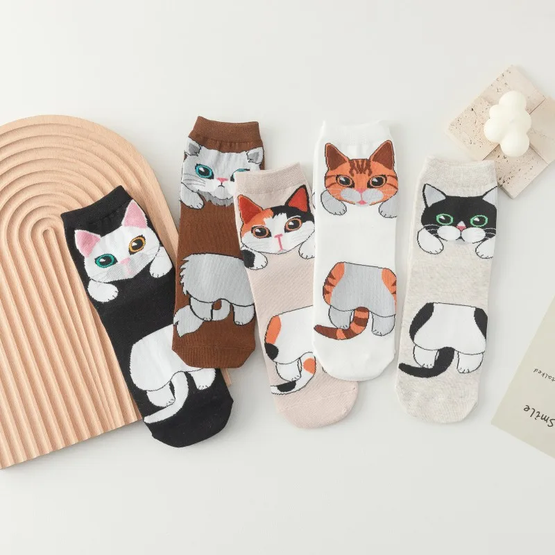 

25 Pattern Korea Cartoon Lovely Cats Socks For Women Funny Skateboard Casual Cotton Hipster Girls Dress Sox Gift Spring Summer