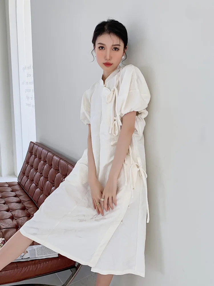 Женское платье с воротником-стойкой GVUW однотонное Бандажное до середины икры