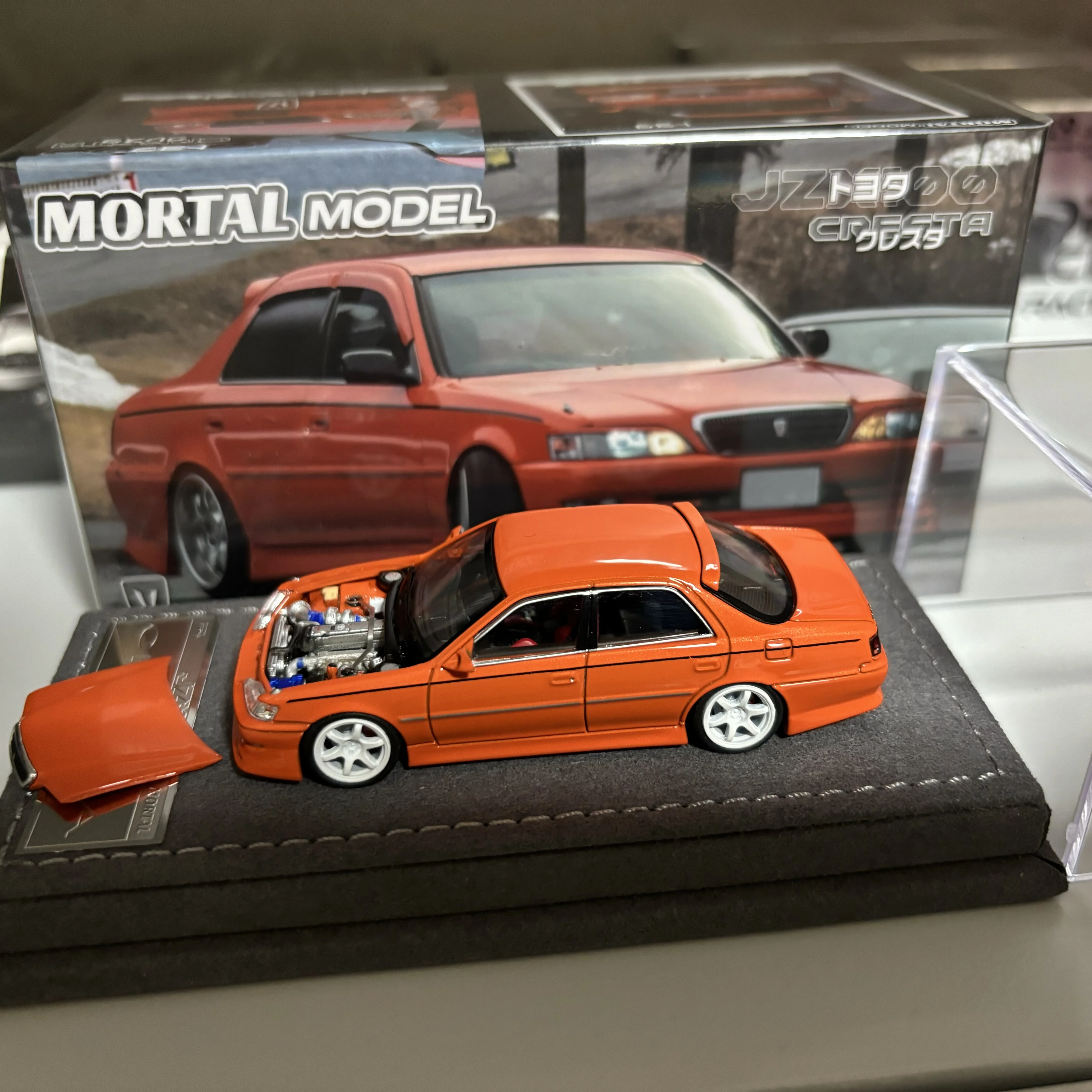 Фото Скидка на модель автомобиля 1:64 Toyota Cresta HEC Hangzhou Model Show Limited Sekimura Workshop Collab Orange Metallic №4