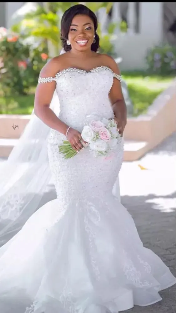

Белое Кружевное роскошное свадебное платье-Русалка с аппликацией и открытыми плечами, свадебные платья с бисером