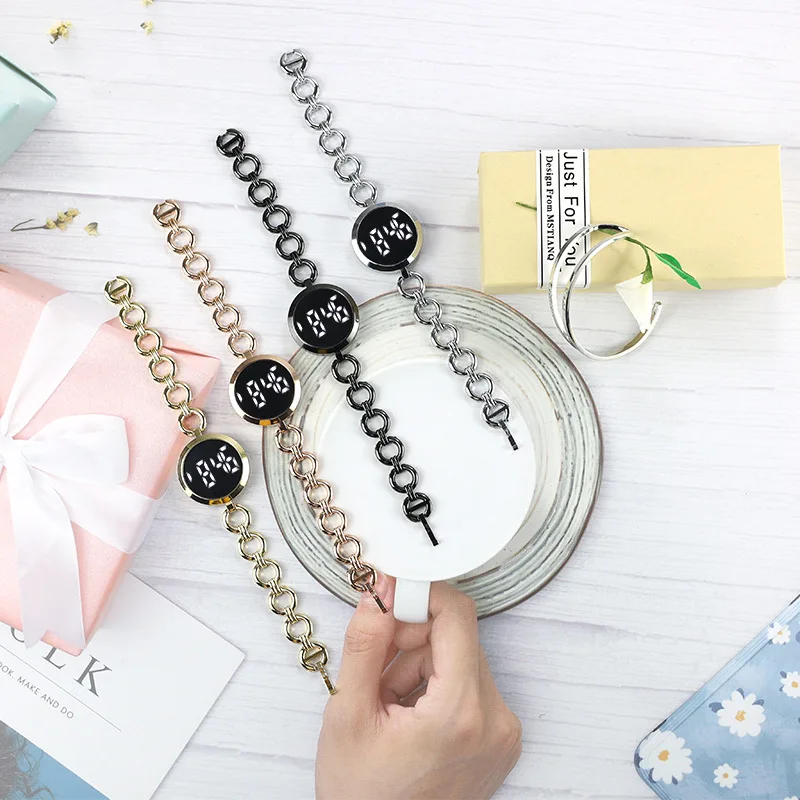 

Simple Ladies Watches Rose Gold Stainless Steel Ladies Wristwatch Digital Watch for Women Electronic Clock Reloj Mujer