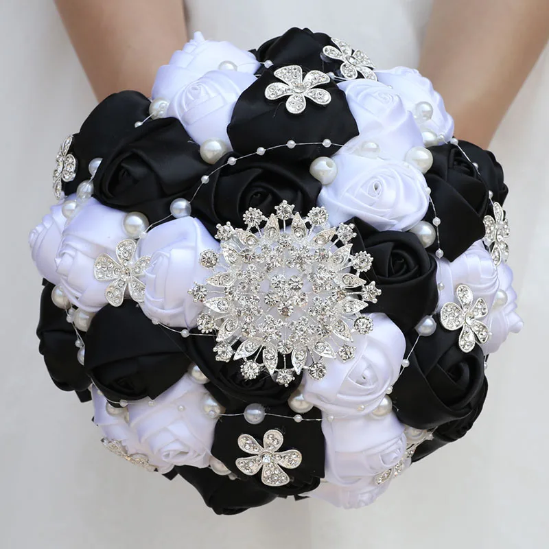

Fashion Handmade Bridal Bouquet Luxury Rhinestone Silk Rose Wedding Decoration Bridesmaids Romantic Holding Bouquet Wholesale