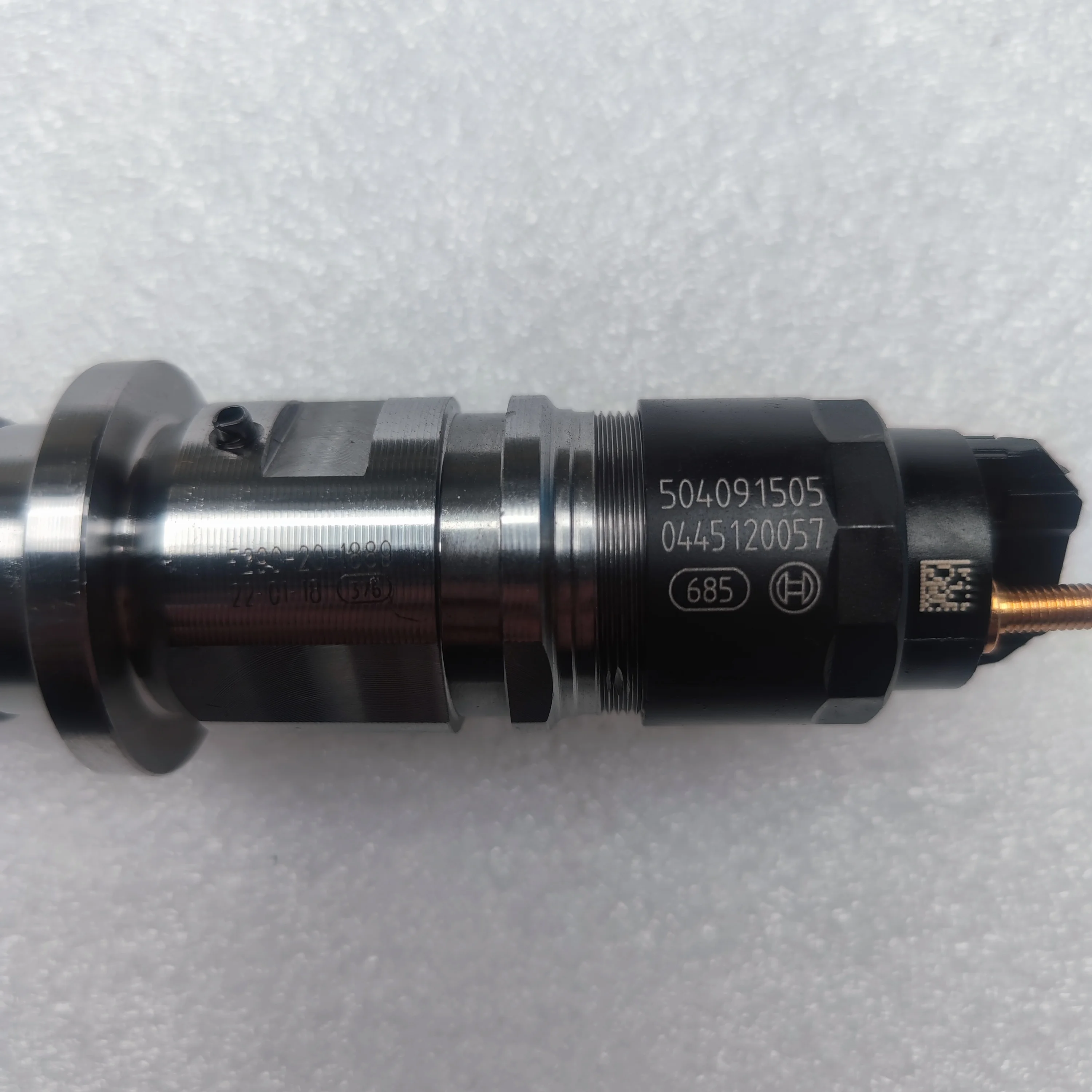 0445120057 автозапчасти форсунка системы питания с общей топливной магистралью 2854608