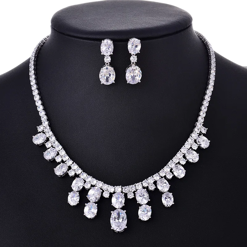 

Funmode Jewelry Bridal Red Yarn Zircon Ins Luxury Two Piece Set Stud Earrings Hip Hop Necklace Real Gold Preserved FS372