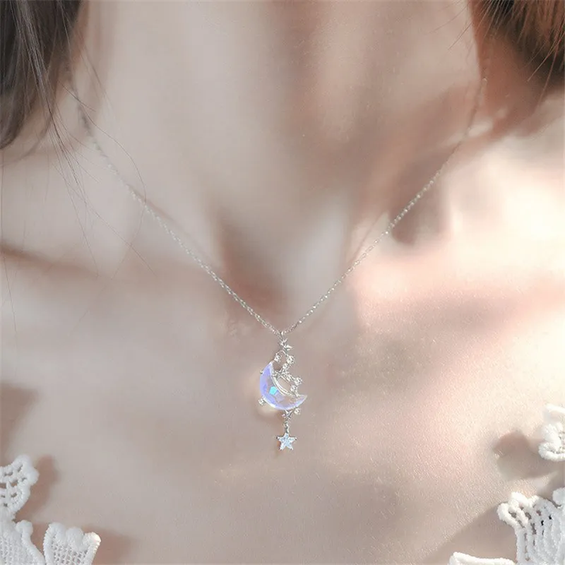 

Half Crystal Moon Pendant Jewelly Necklace Silver Plated Chain Women Ladies Gift
