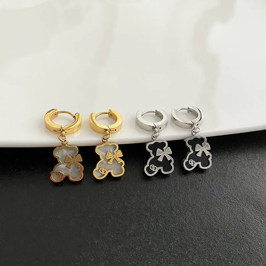 

Fashion New Niche Cute Girls Small Fragrant Wind Bow Gentle Bear Mother-of-Pearl Earrings Titanium Steel Jewelry Accessories