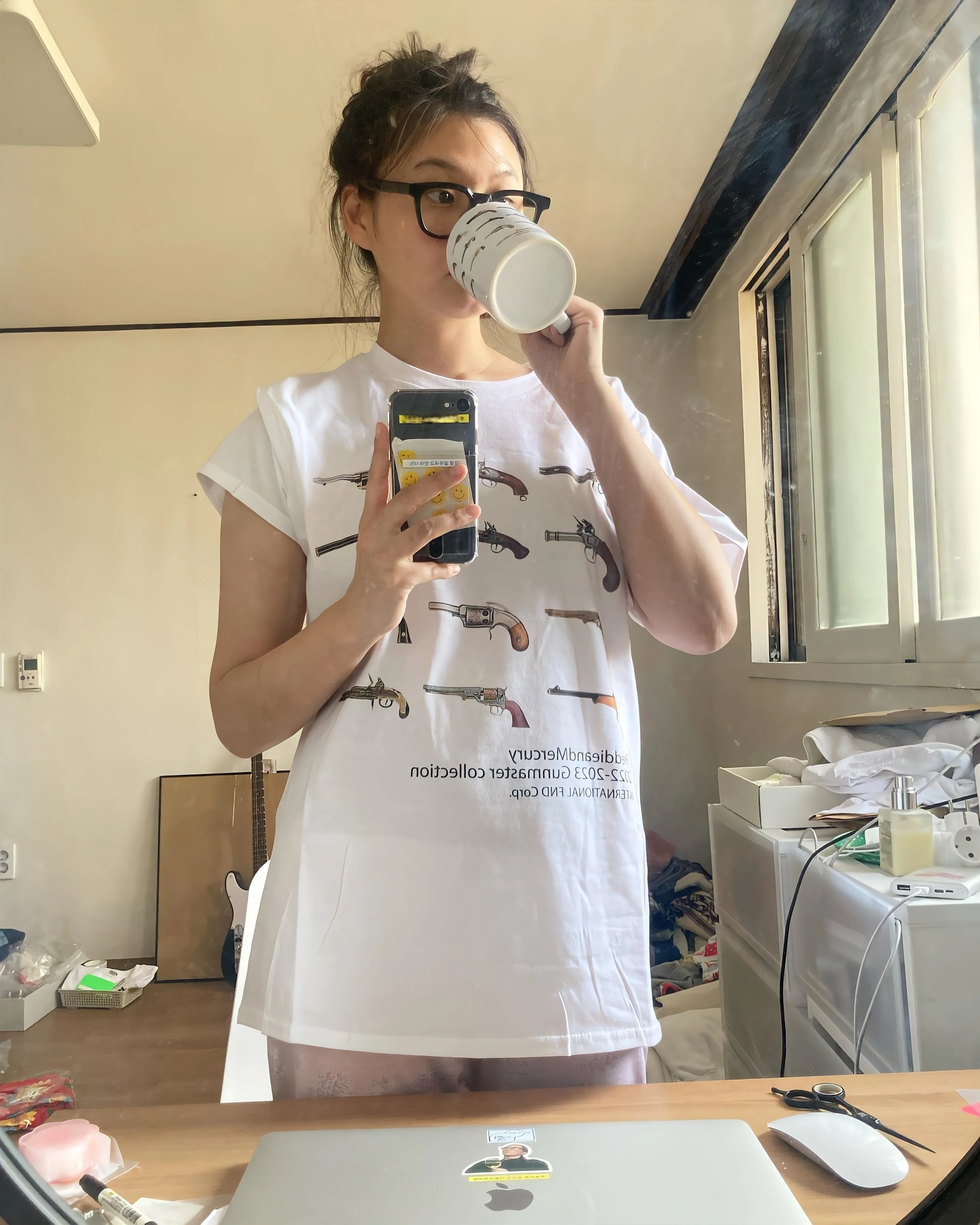 Женская джинсовая футболка с коротким рукавом свободного покроя |