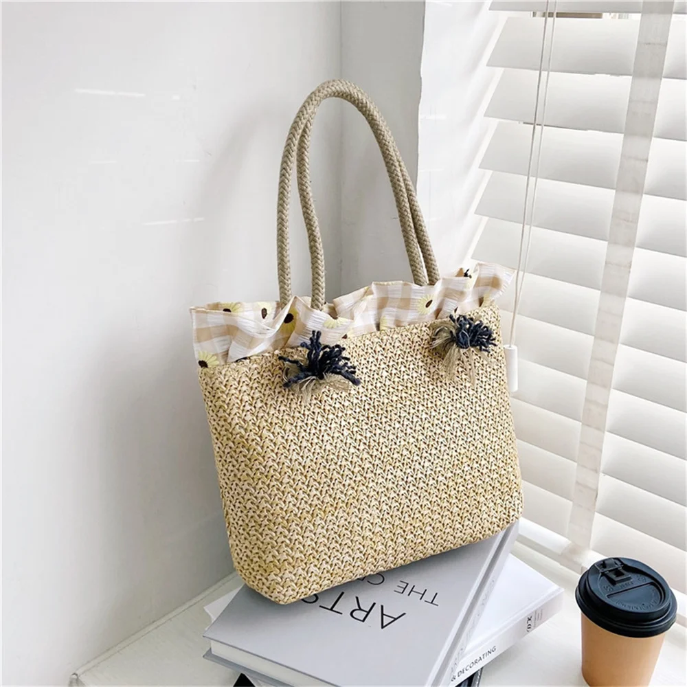 

Straw woven small bag new pastoral style woven hand-held shoulder bag trend simple large-capacity women's beach bag