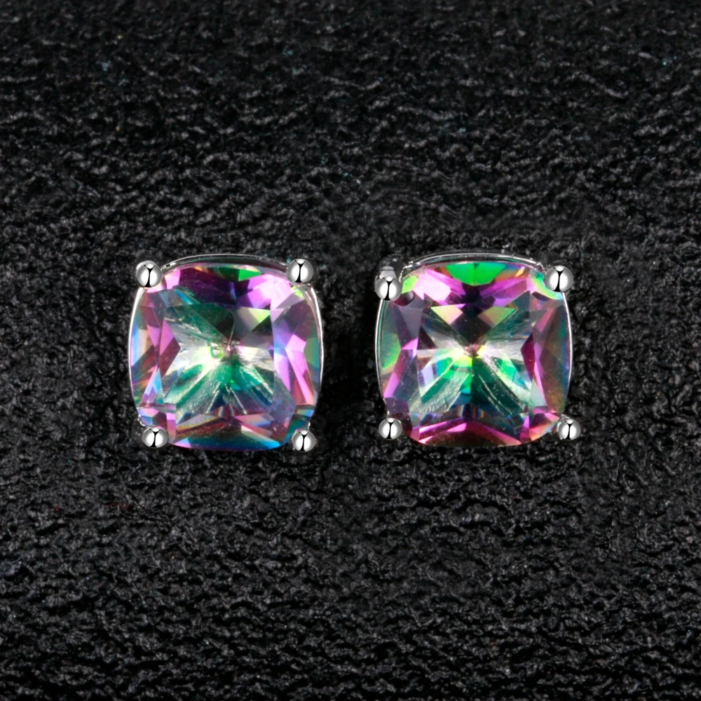 Женские серьги-гвоздики из платины с разноцветными драгоценными камнями |