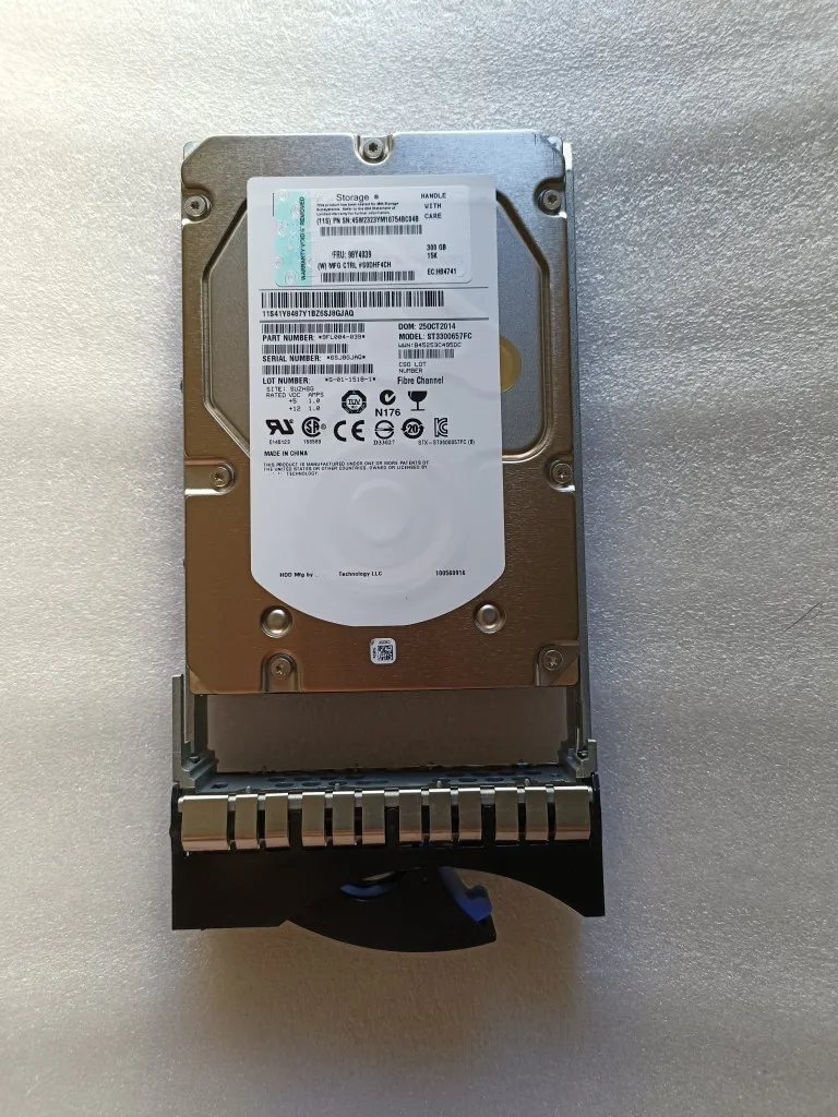 17P8581 45W232341Y8487 300 ГБ 15K FC 3,5 4 Гб/с HDD