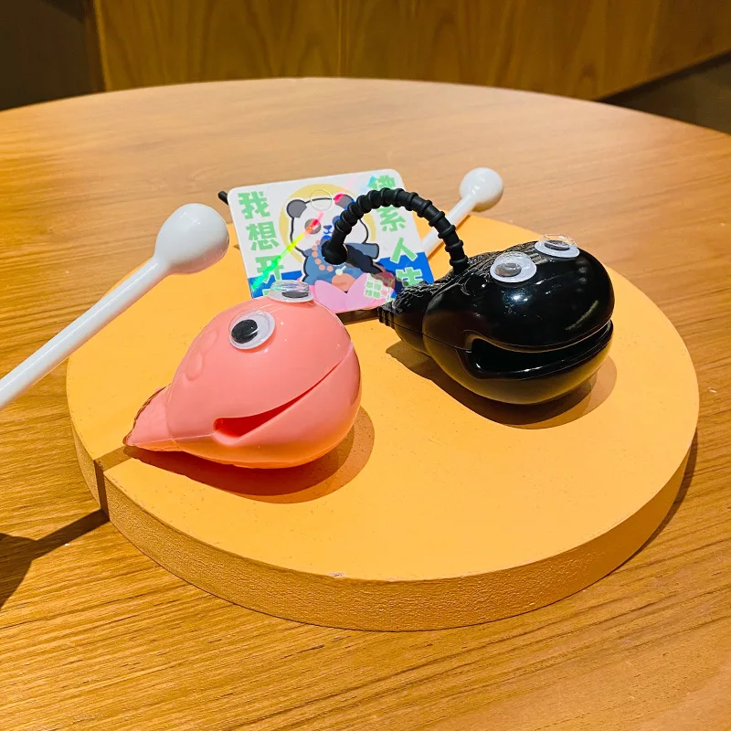 

Cartoon Fashion Personality Bag Car Key Pendant