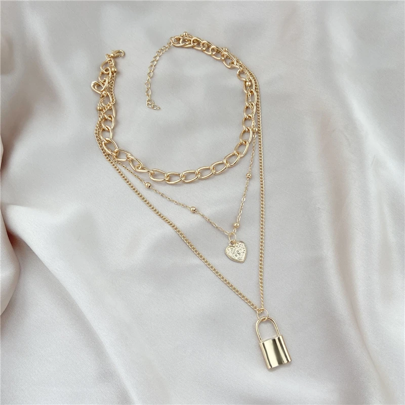 

Women Jewelry Retro Sweater Chain Alloy Key Lock Pendant Necklace