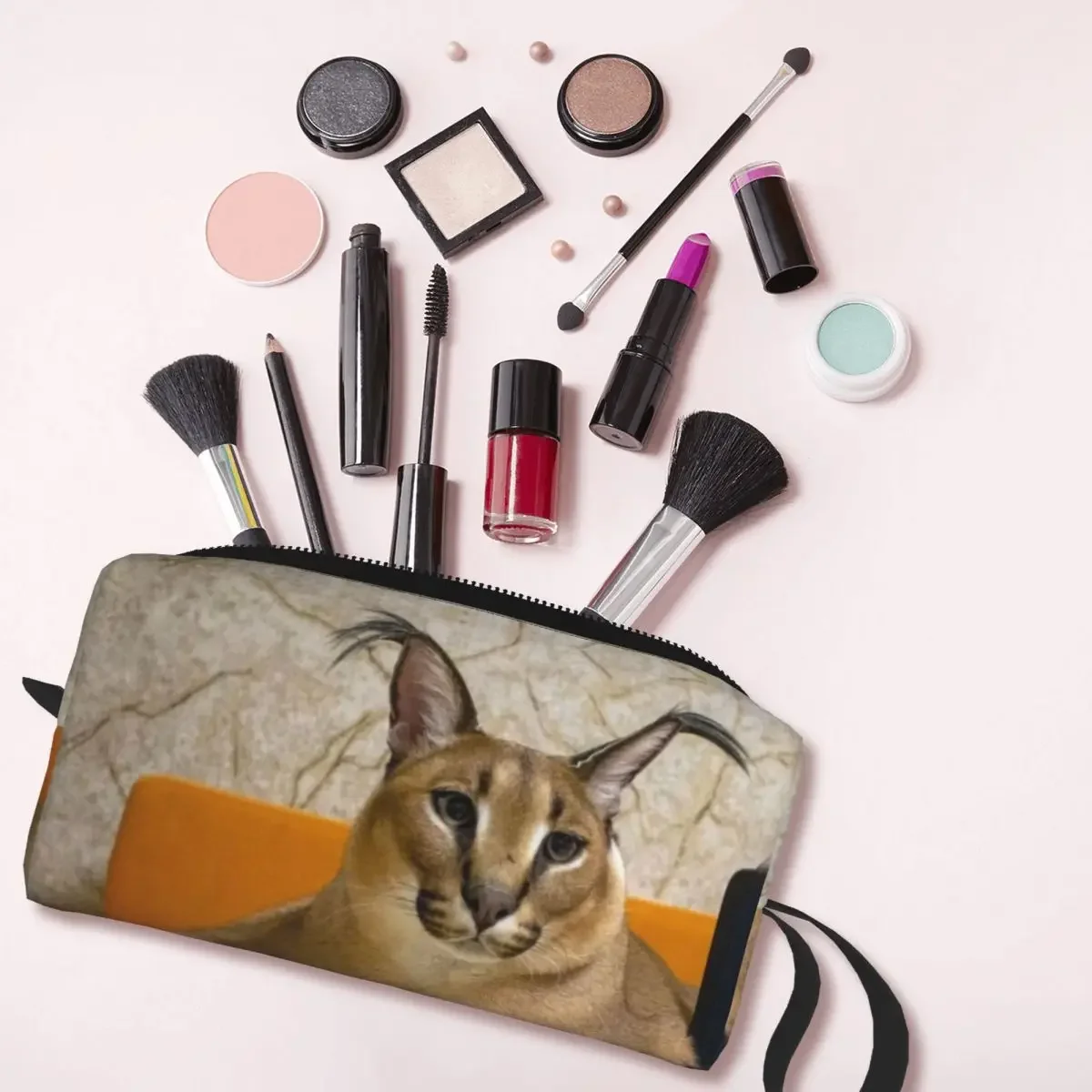 Дорожная забавная косметичка Floppa в виде кота милая органайзер для женской