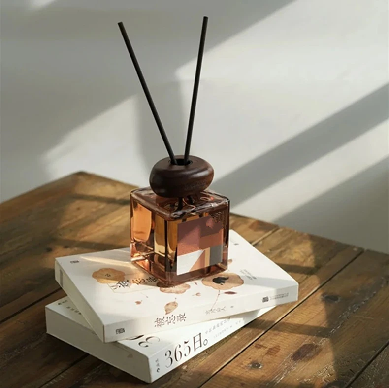 

wholesale custom reed square amber diffuser empty bottle diffuser bottle with brown cap and gift box