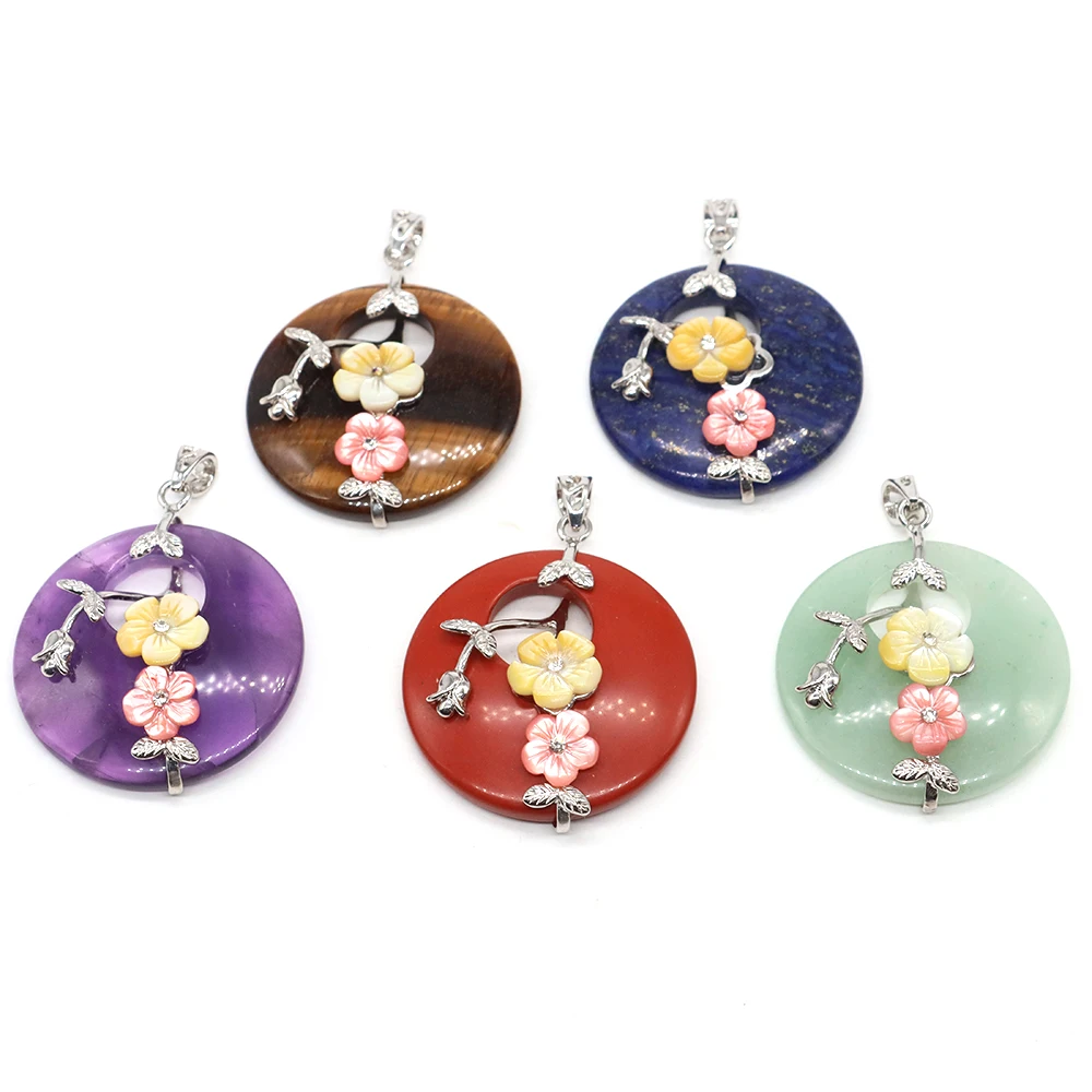 

Natural Chakra Gemstone Peach Flower Pendants Shell Leaf Wrap Donut Amethyst Rose Quartz Reiki Healing Crystal Jewelry Necklaces