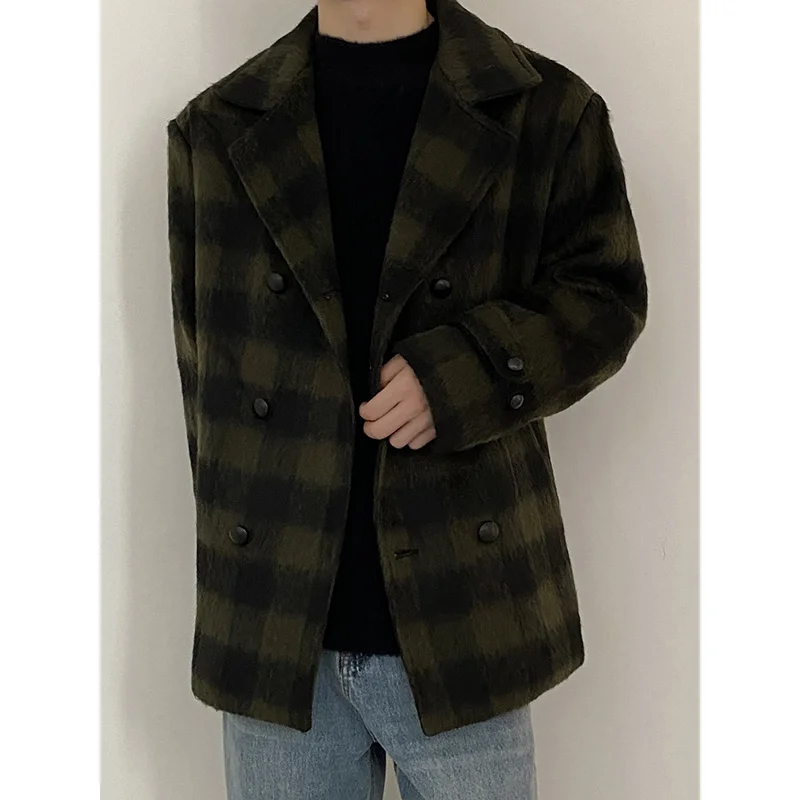 Winter Double Breasted Woolen Coat Men Warm Fashion Retro Thick Plaid Woolen Jacket Mens Korean Loose Short Woolen Coat Men