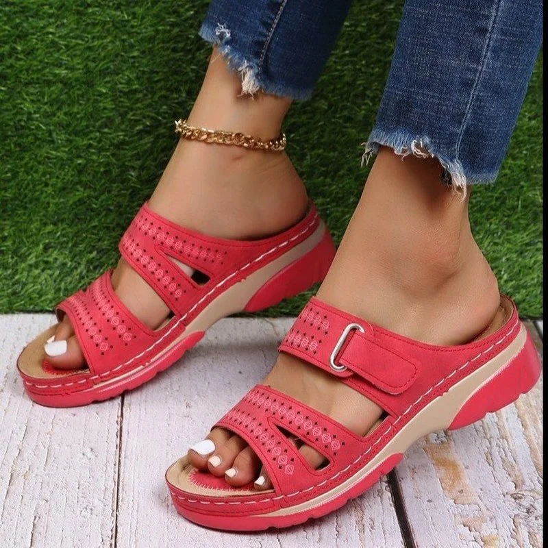 

Summer Wedge Heel Platform Ladies Sandals Fashion Casual Hollow Slippers Women's Plus Size 43 Beach Shoes Designer Slides