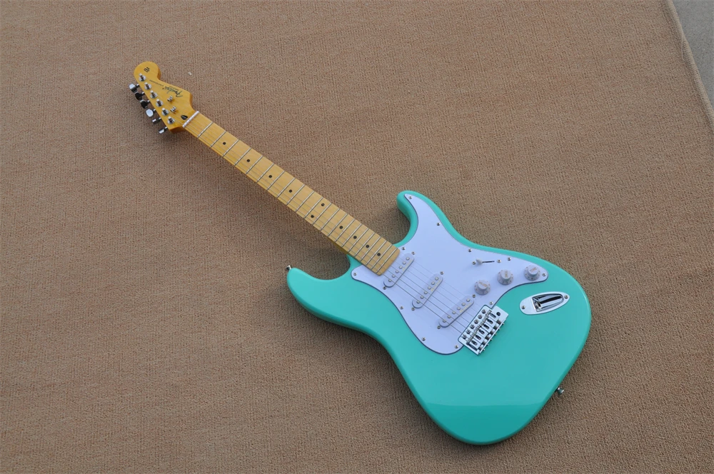 Гитара 6-струнная st светло-голубая электрогитара кленовый гриф серебряные аксессуары бесплатная доставка при заказе.