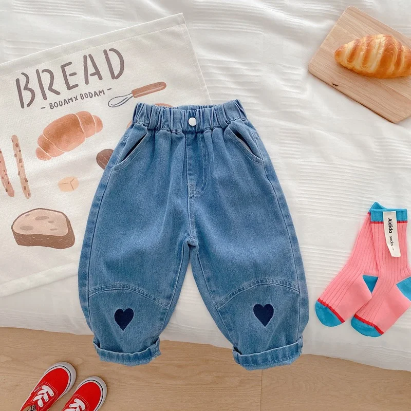 

Girls heart denim pants 2-7 Years Autumn Children jeans Baby Girl loose all-match Trousers