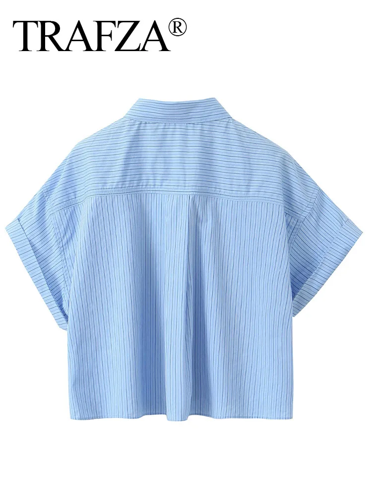 Блузка женская короткая летняя однобортная с отложным воротником 2 цвета