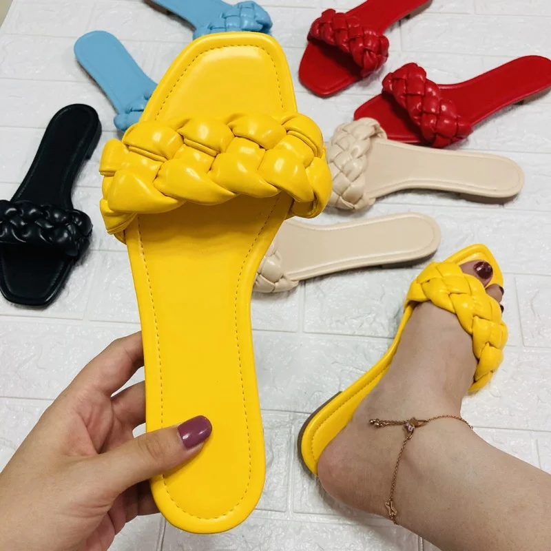 

2022 New Fashion Slippers Women PU Leather Weave Summer Sandals Open Toe Flats Shoes Ladies Slides Flip Flops Plus Size 42 LN89