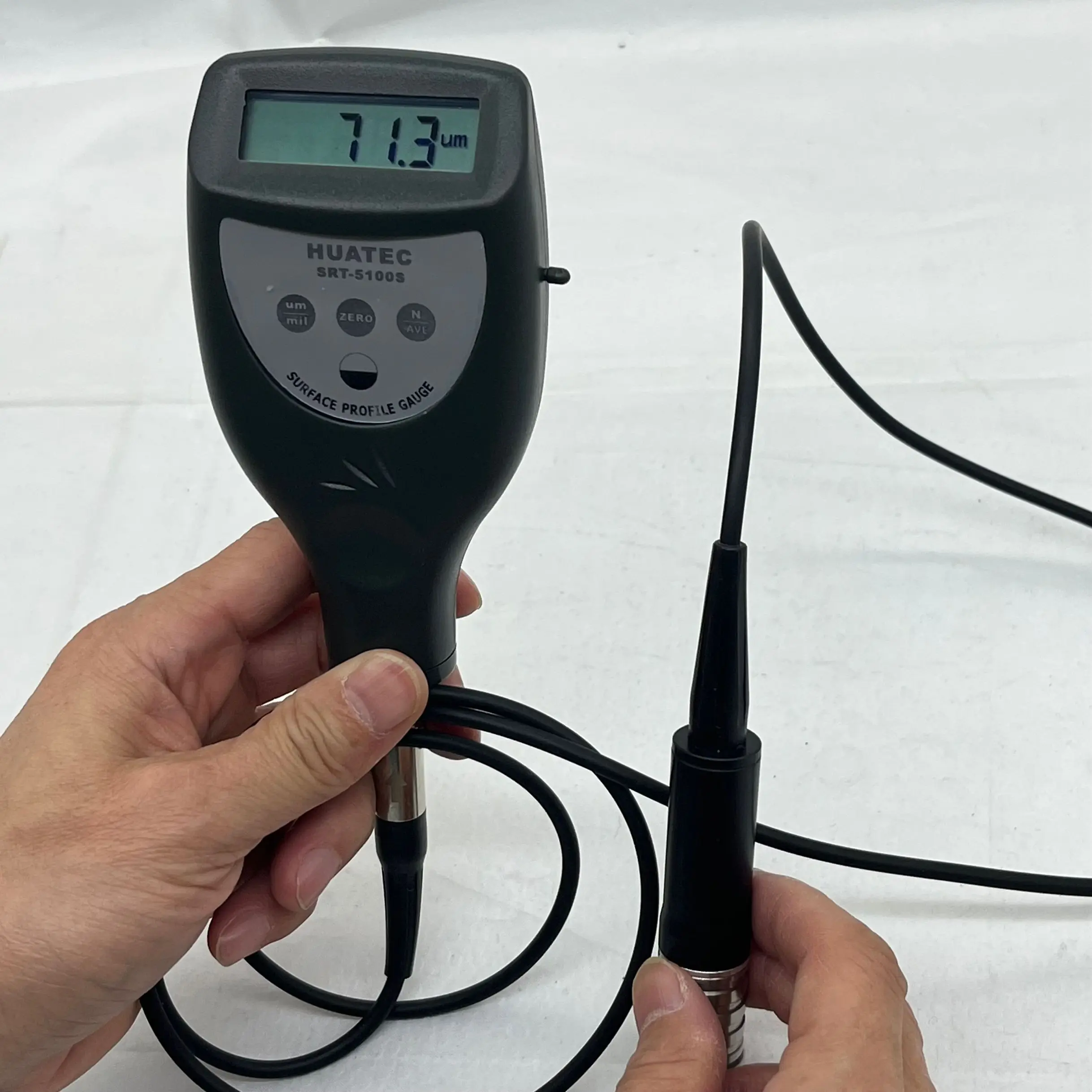 Фото Портативный измеритель шероховатости поверхности 0-800 мкм SRT-5100 с портом RS232, профилометр, тестер шероховатости №1