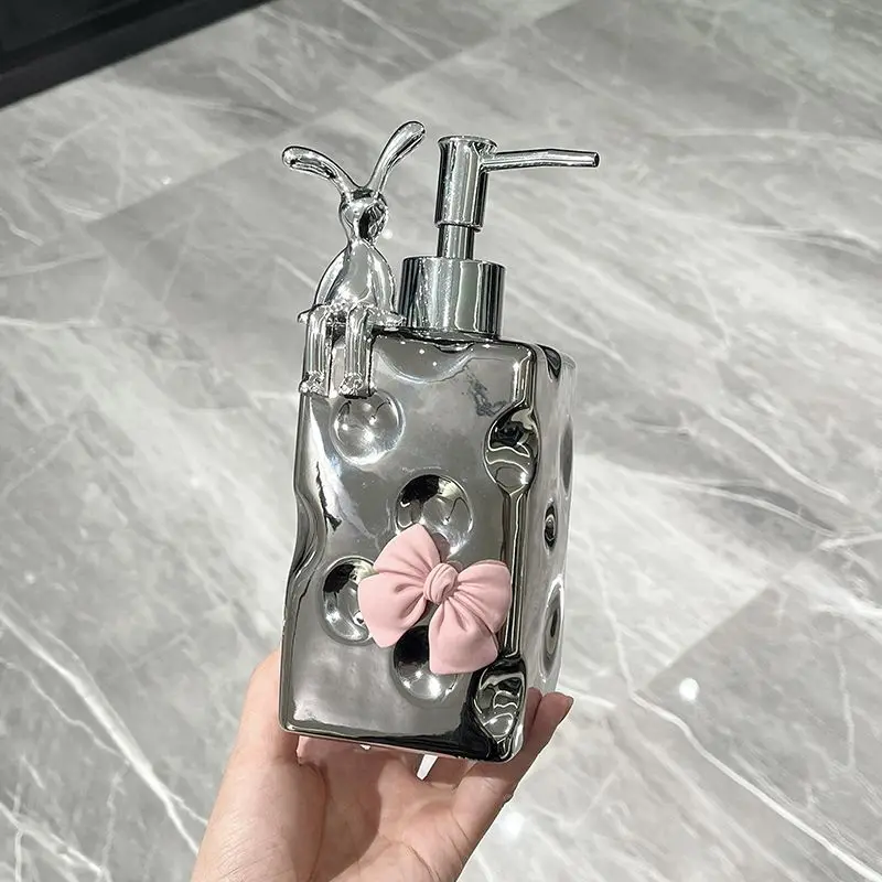

Керамическая бутылка для лосьона с бантом, контейнер для мыла в форме кролика