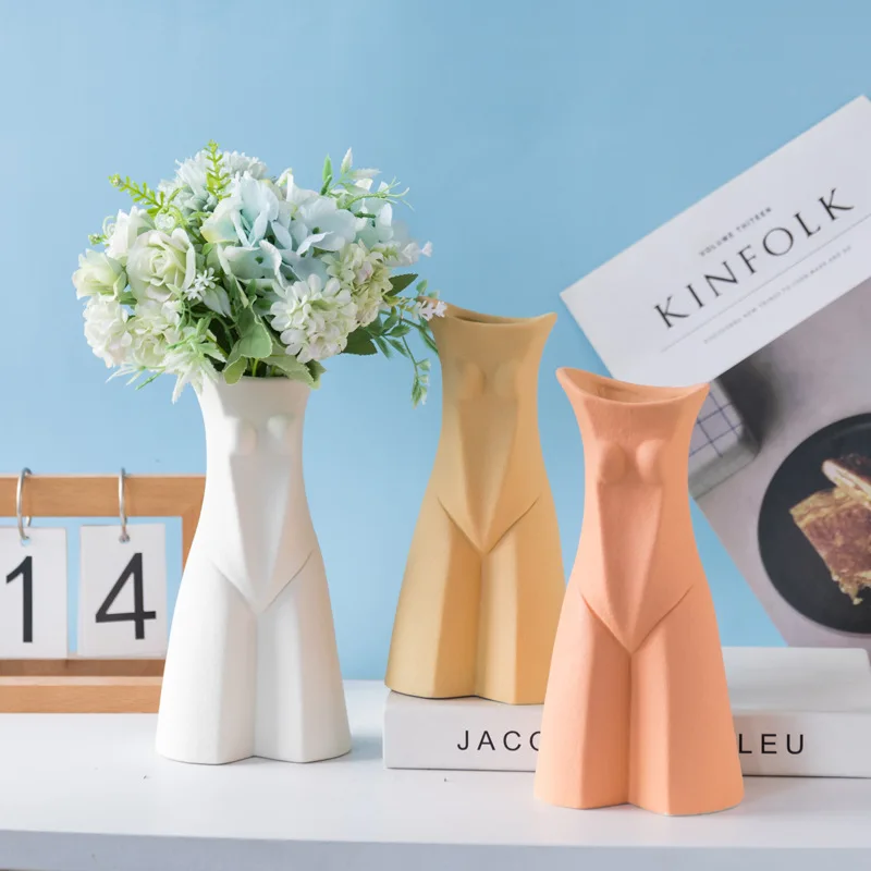 

Nordic Style Female Body Art Vase Desk Ornaments Decorative Porcelain Women Bust Vase Room Decoration Crafts Ceramic Flower Pot