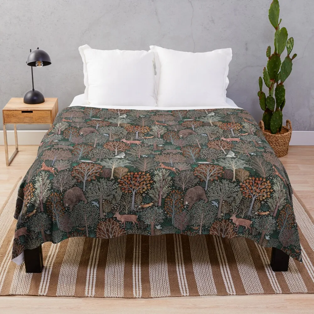 

Forest animals - les animaux de la fret Throw Blanket fur blanket