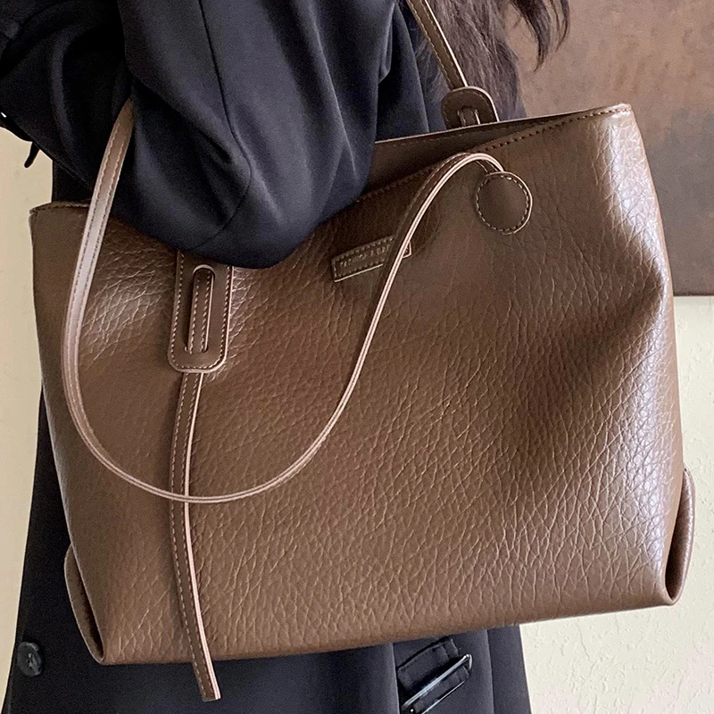 

Women's Large Commuter Shoulder Bag Maillard Coffee Pu Leather Lychee Pattern Ladies Tote Bags 2023 Female Roomy Square Handbag