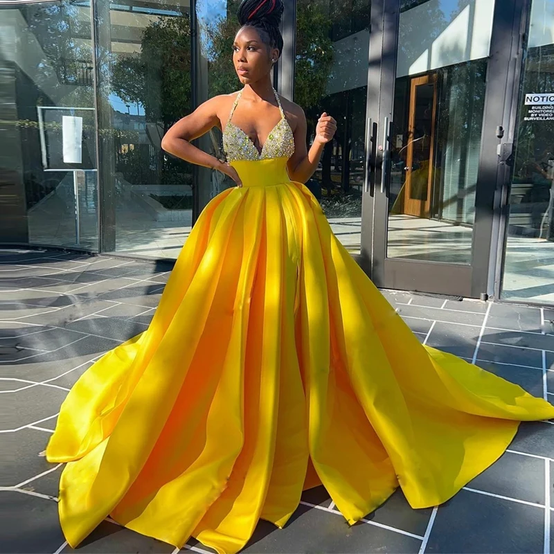 

Yellow Halter Prom Dresse With Sequined Top Satin Bottom Side Split Cocktail Party Dreess Back Lace Up Black Girls Evening Gowns