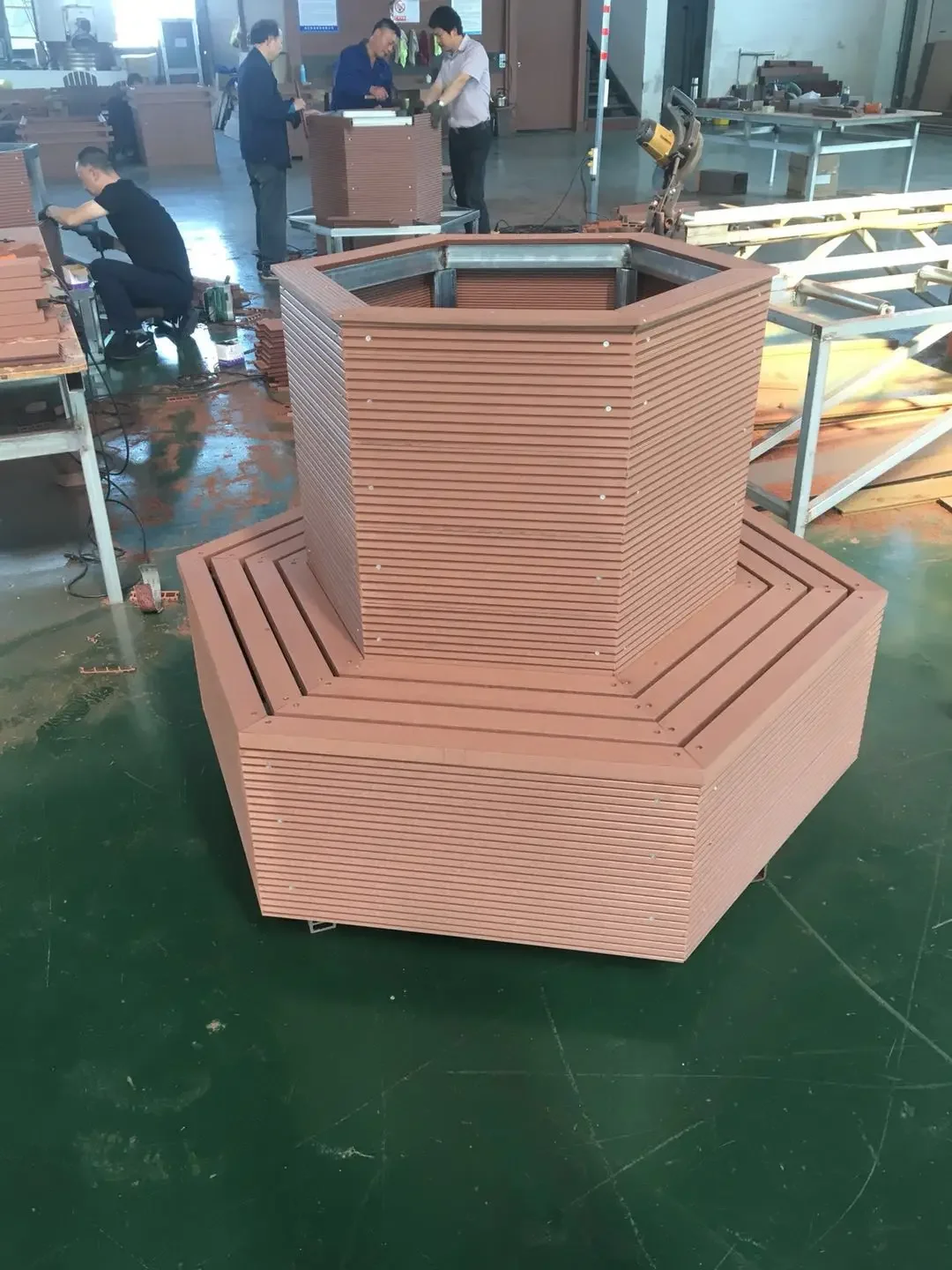 Diy Wpc Открытый деревянный приподнятый садовый кашпо для овощей