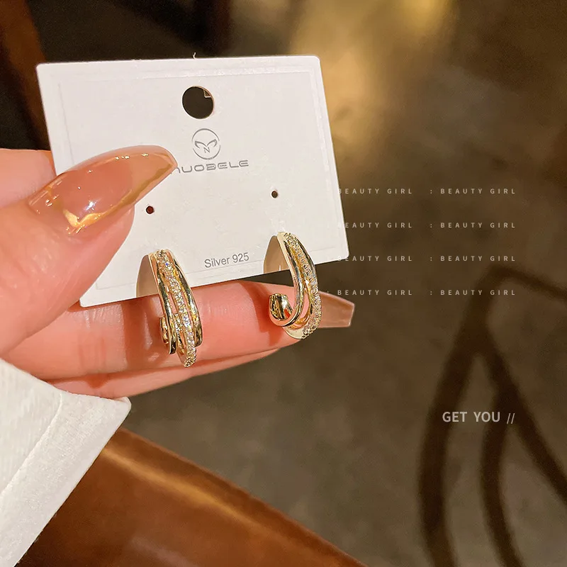 

Real Gold Electroplated Silver Needle Diamond Set Geometric Earrings Korean Version Dongdaemun New Personality Fashion