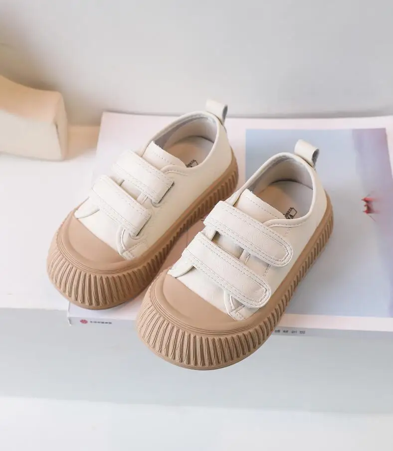 

2023 Autumn New Children's Shoes Boys' Soft Sole Comfortable Sports Casual Shoes Fashion Girls' Board Shoes Rice Apricot Black A