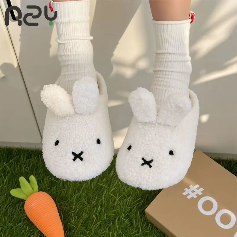 Фото Милые плюшевые хлопковые тапочки Miffy для девочек-студенток, зимние, в стиле принцессы, для дома, теплые, с мягкой подошвой, закрывающие стопу №2