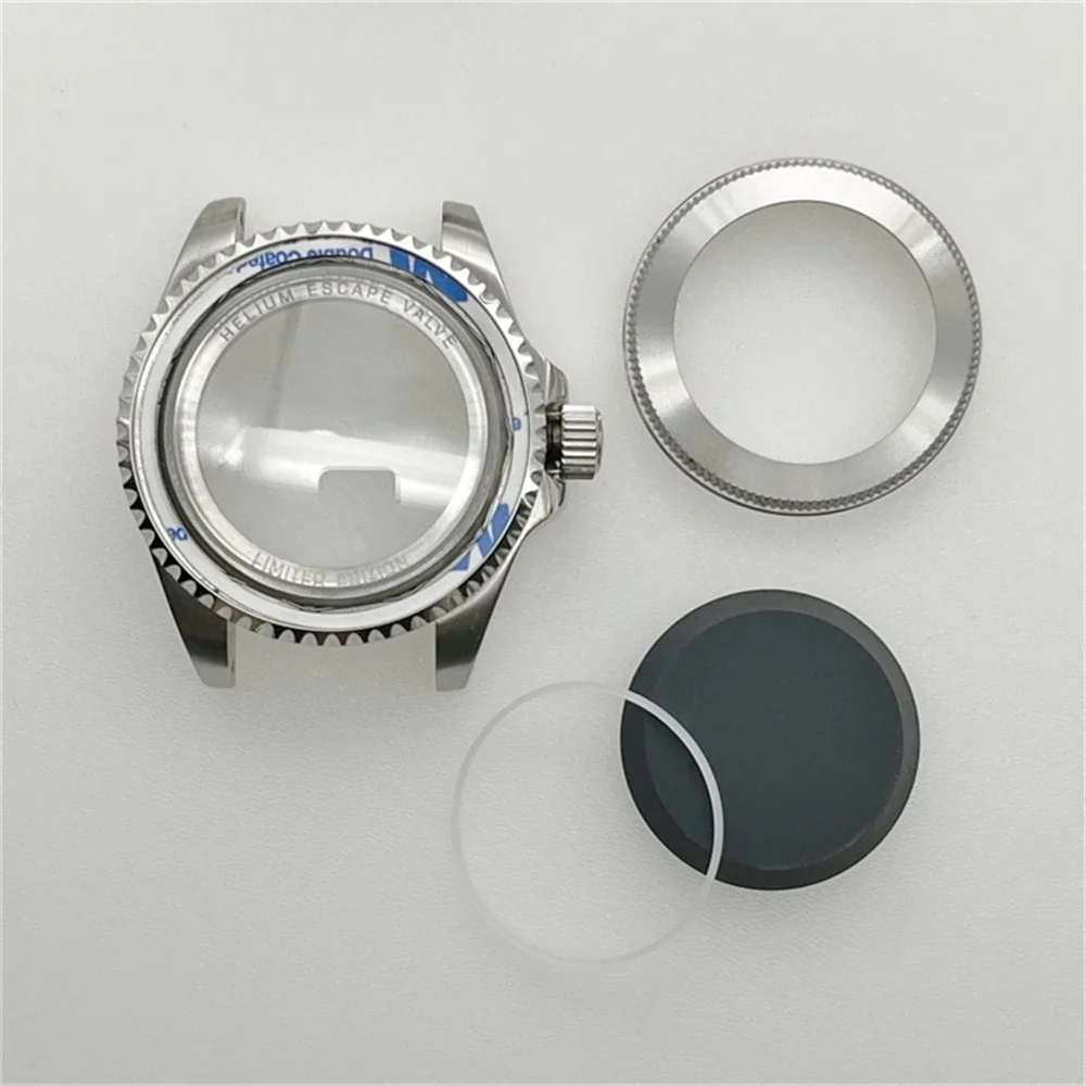 

Часы из нержавеющей стали с зеркальным стеклом, 44 мм